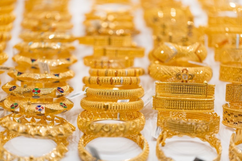 Joias de ouro no mercado de ouro Gold Souq em Doha